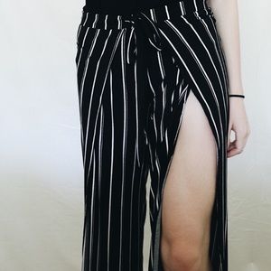 Black Flowy Slit Pants Striped
